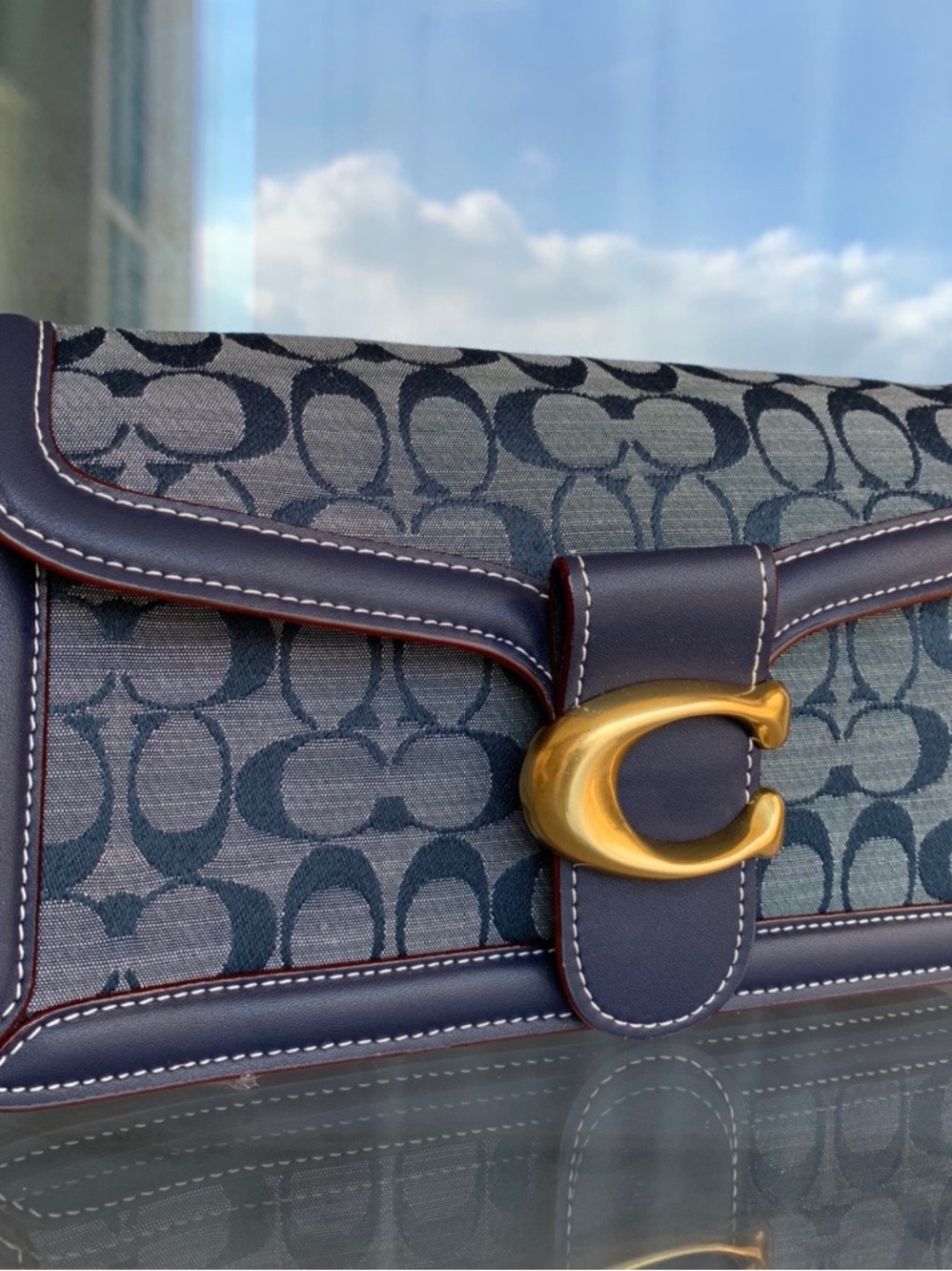 Coach Tabby Shoulder Bag 26 - Picture 6 of 9